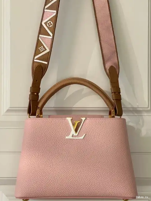 CAPUCINES BB VUITTON LOUIS 0327